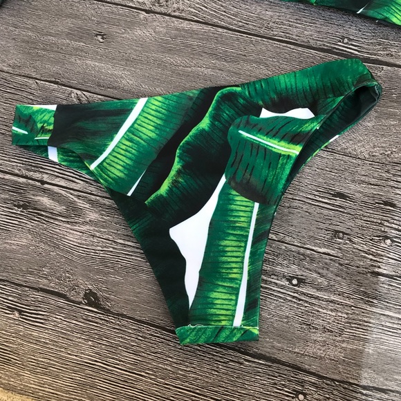 NEW Palm Bikini Set - Picture 6 of 7